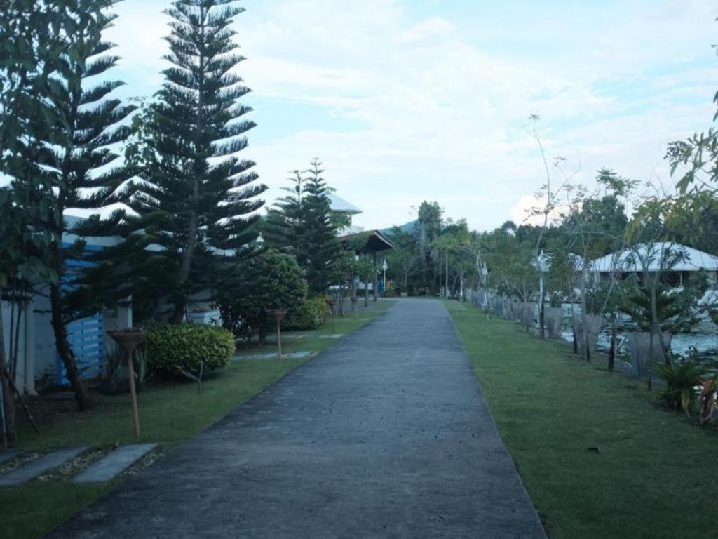 Anavilla Tangke Resort Khanom Exterior foto