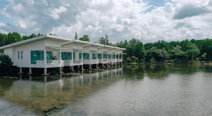Anavilla Tangke Resort Khanom Exterior foto