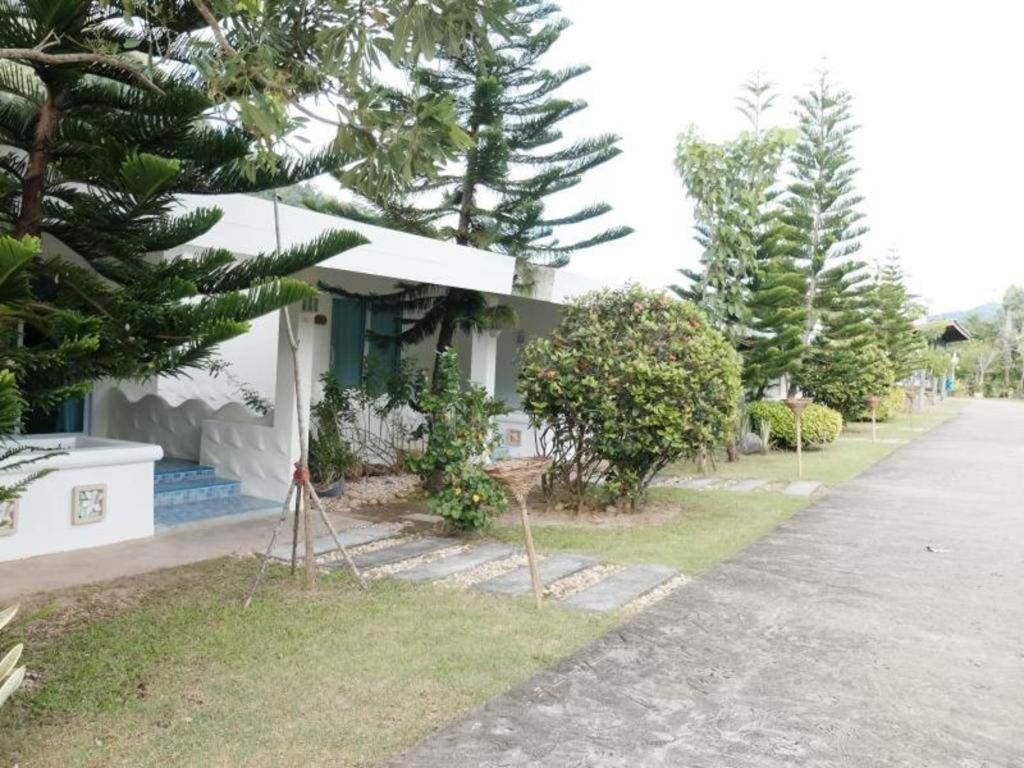 Anavilla Tangke Resort Khanom Exterior foto